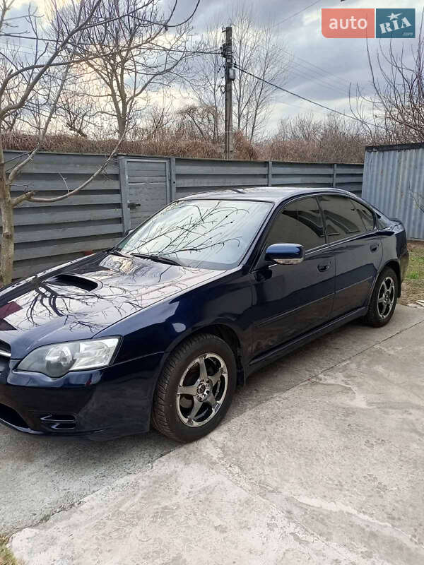 Subaru Legacy 2004