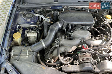 Седан Subaru Legacy 2004 в 