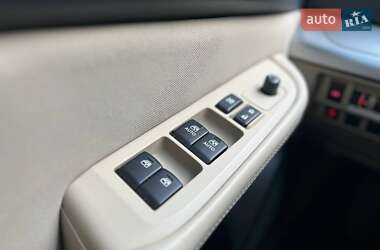 Седан Subaru Legacy 2014 в 
