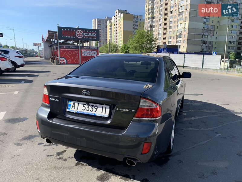 Седан Subaru Legacy 2007 в Киеве