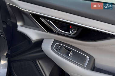 Седан Subaru Legacy 2020 в 