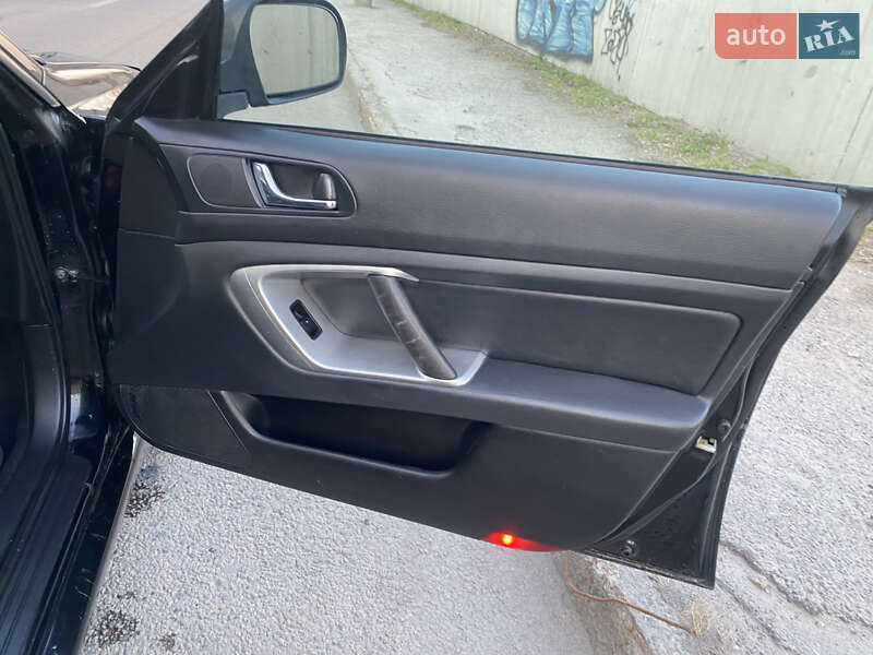 Седан Subaru Legacy 2007 в Дніпрі