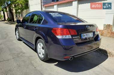 Седан Subaru Legacy 2010 в 
