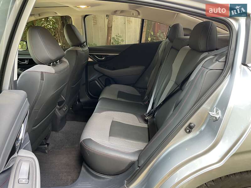 Седан Subaru Legacy 2020 в Кривом Роге