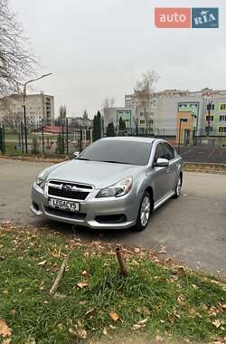 Седан Subaru Legacy 2013 в 