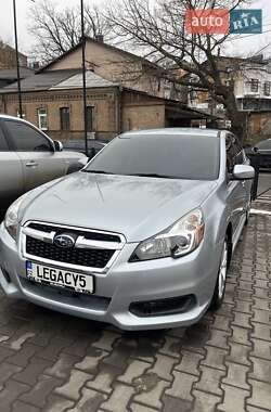 Седан Subaru Legacy 2013 в 