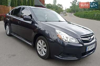Седан Subaru Legacy 2012 в 