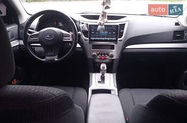 Седан Subaru Legacy 2012 в 