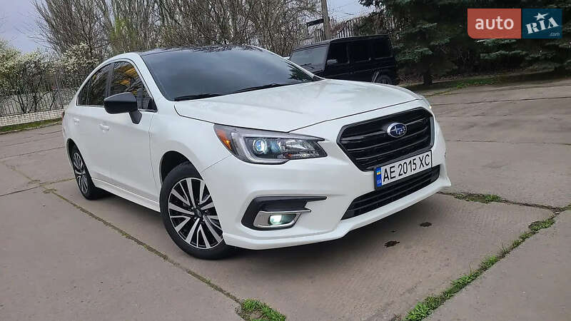 Седан Subaru Legacy 2018 в Дніпрі