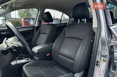 Седан Subaru Legacy 2015 в 