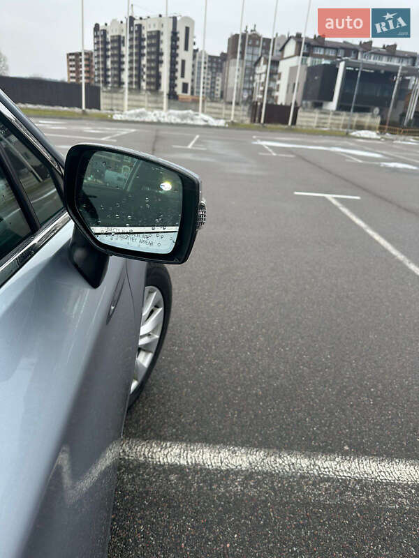 Седан Subaru Legacy 2014 в Києві