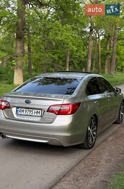 Седан Subaru Legacy 2014 в 