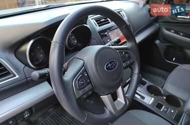 Седан Subaru Legacy 2016 в 