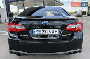 Седан Subaru Legacy 2018 в 