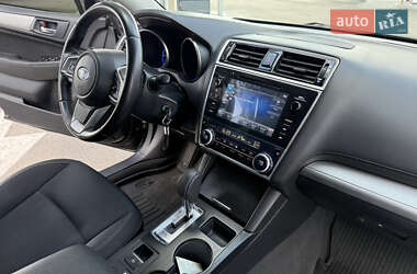 Седан Subaru Legacy 2018 в 