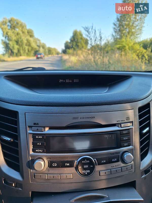 Седан Subaru Legacy 2010 в Києві