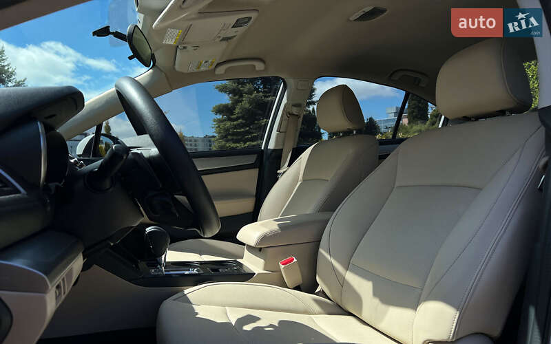 Седан Subaru Legacy 2018 в Львове