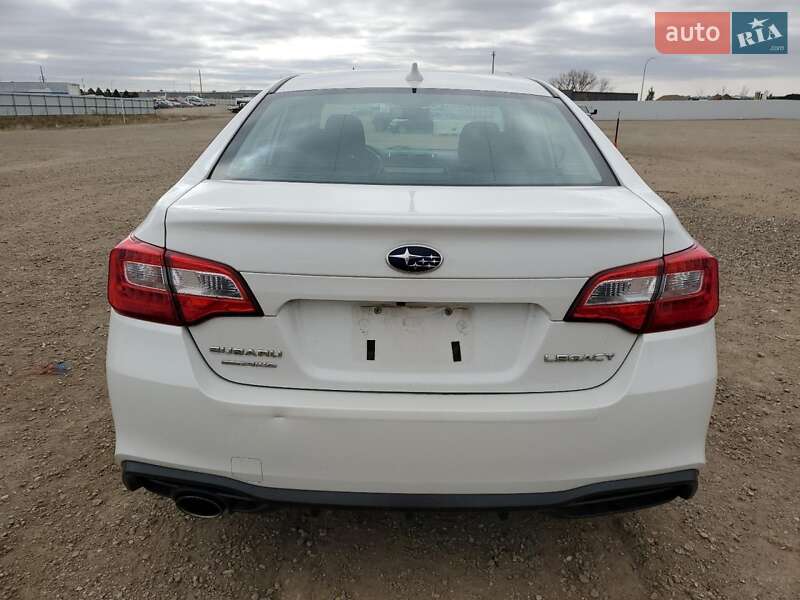 Седан Subaru Legacy 2018 в Львове