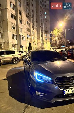 Седан Subaru Legacy 2015 в 