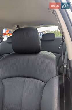 Універсал Subaru Legacy 2010 в 