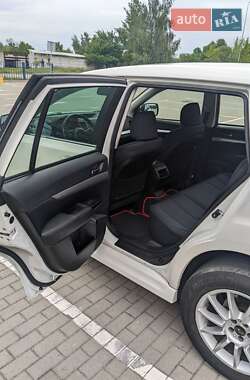 Універсал Subaru Legacy 2010 в 