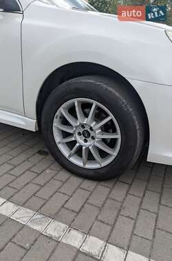 Універсал Subaru Legacy 2010 в 