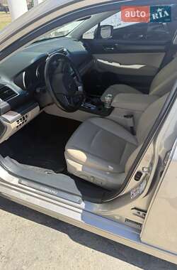 Седан Subaru Legacy 2015 в 
