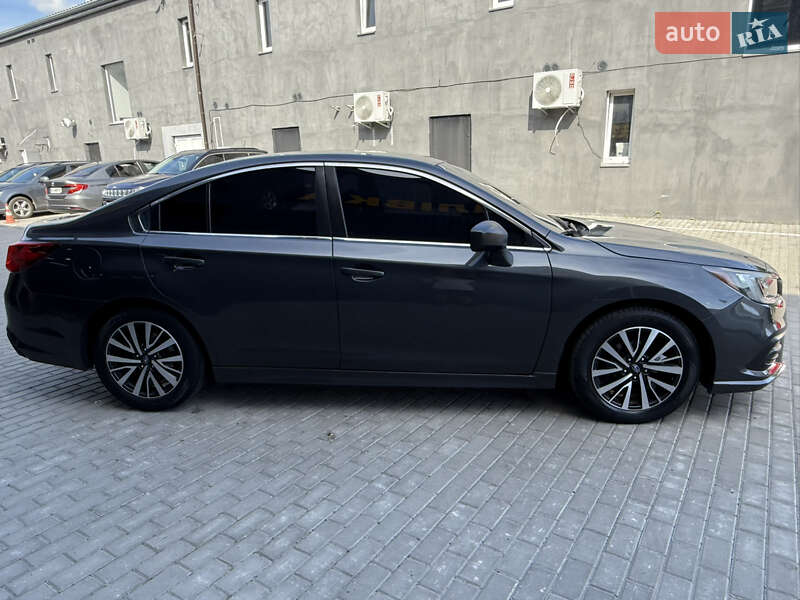Седан Subaru Legacy 2019 в Тарасовке
