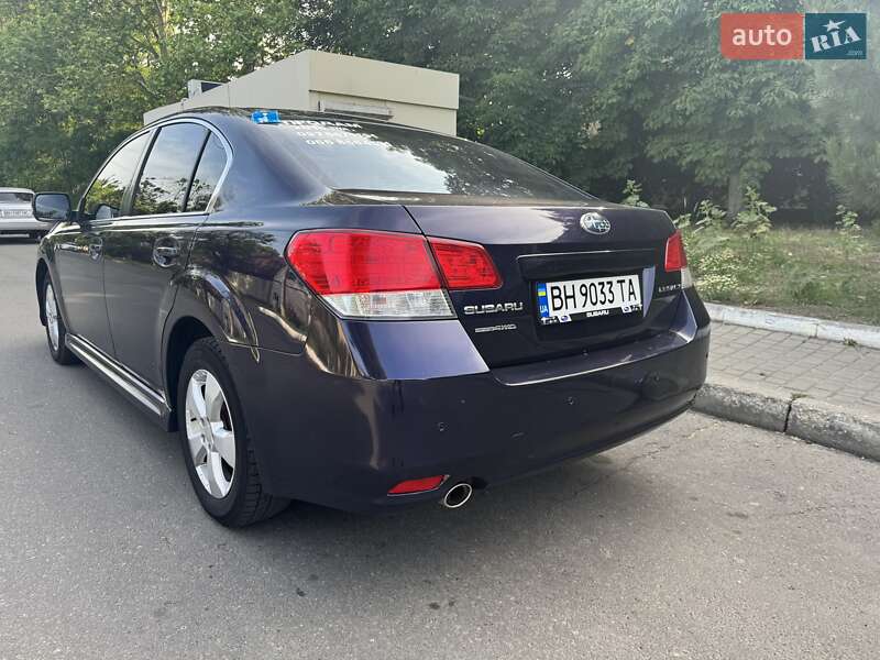 Седан Subaru Legacy 2010 в Одессе