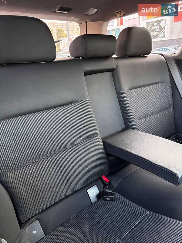 Універсал Subaru Legacy 2006 в Харкові