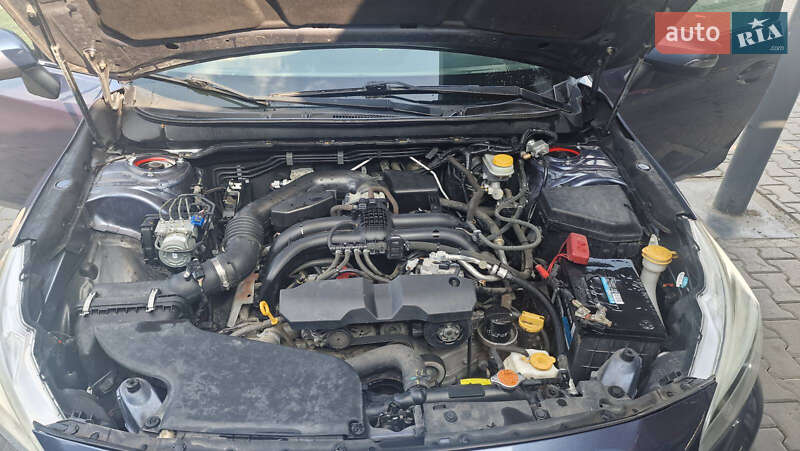 Седан Subaru Legacy 2015 в Черновцах