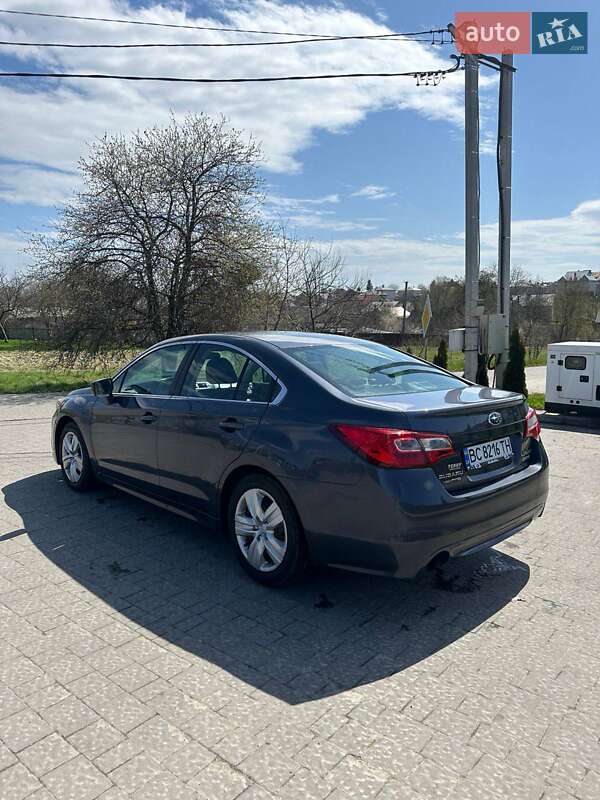 Седан Subaru Legacy 2015 в Львове