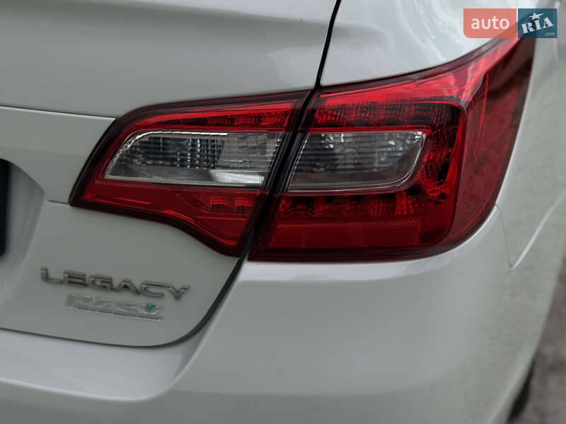 Седан Subaru Legacy 2018 в Дніпрі