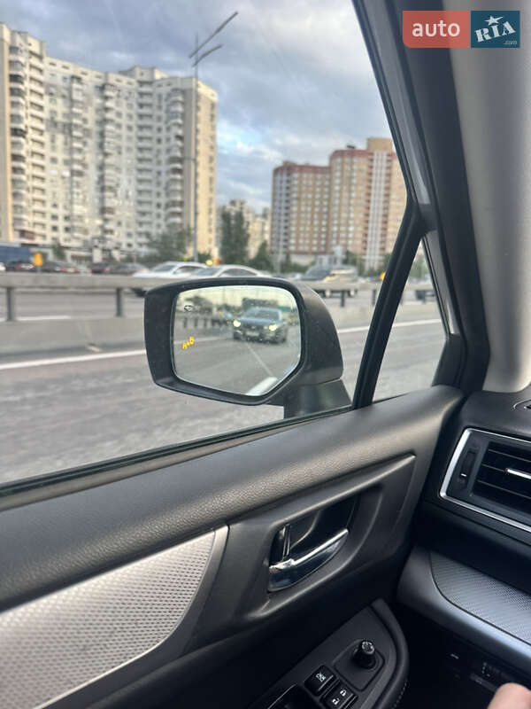Седан Subaru Legacy 2014 в Києві