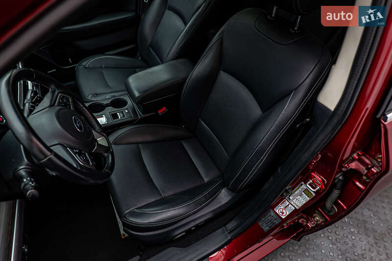 Седан Subaru Legacy 2015 в Києві