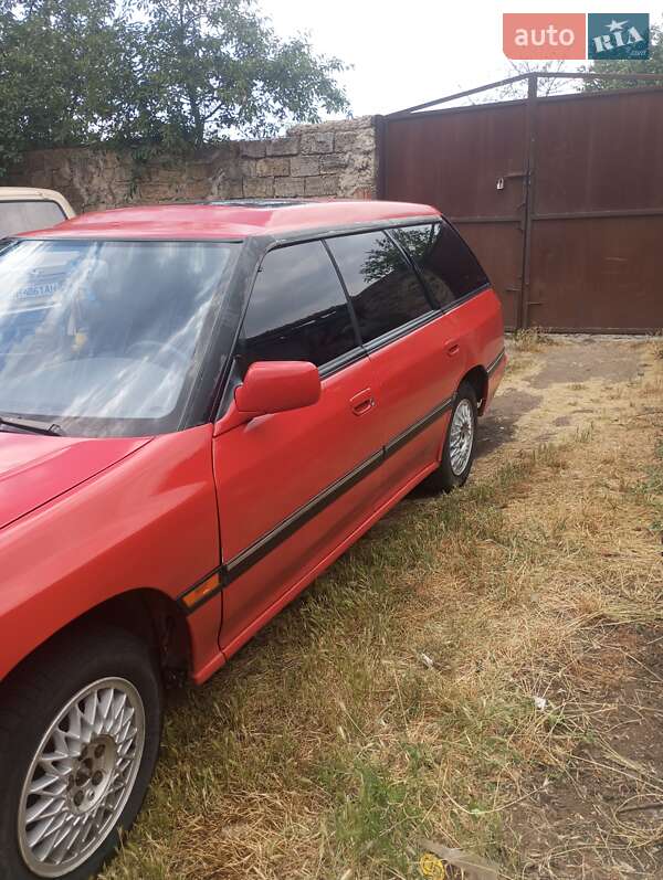 Subaru Legacy 1990