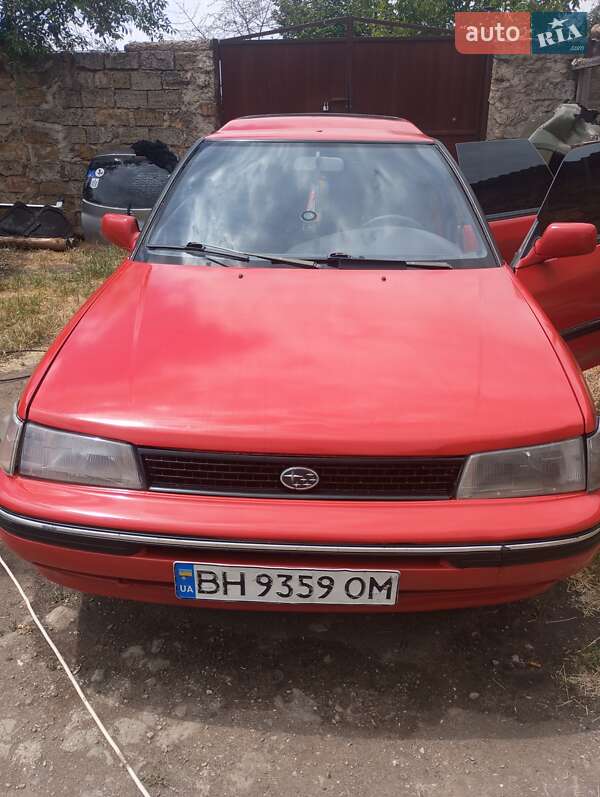 Універсал Subaru Legacy 1990 в Одесі