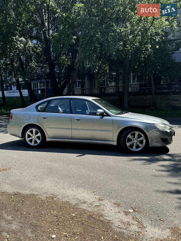 Седан Subaru Legacy 2007 в Києві