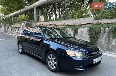 Седан Subaru Legacy 2004 в Дніпрі