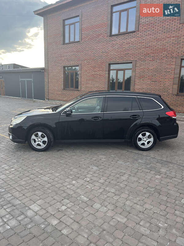 Универсал Subaru Legacy 2010 в Теофиполе