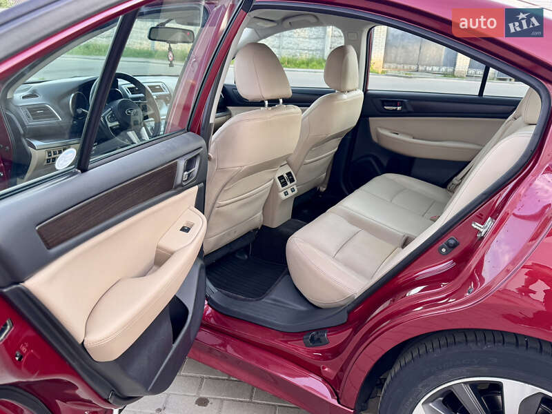 Седан Subaru Legacy 2014 в Житомире