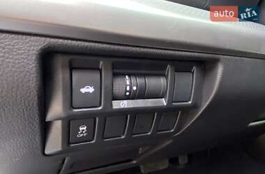 Седан Subaru Legacy 2016 в 