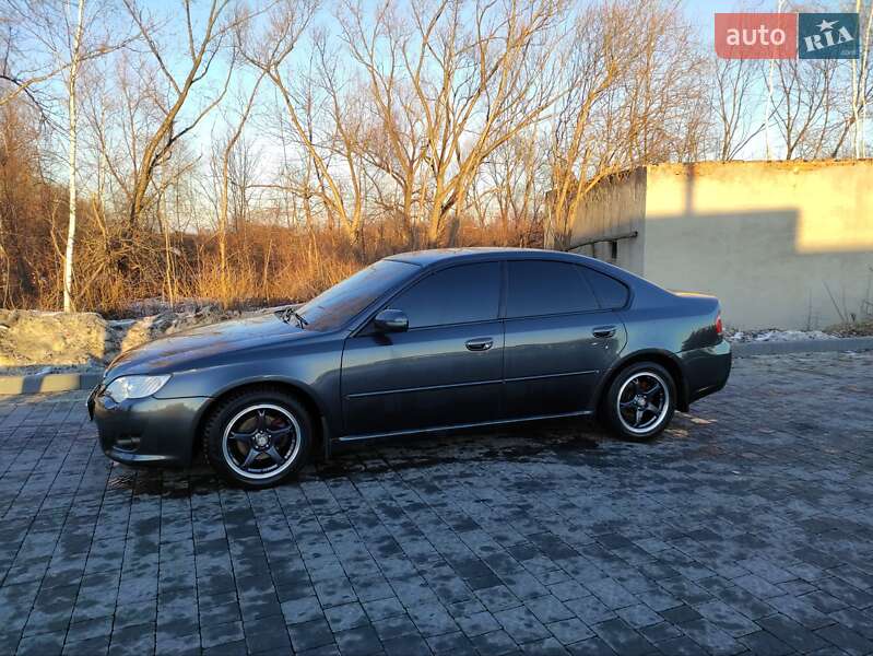 Седан Subaru Legacy 2008 в Надворной
