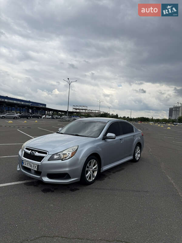 Subaru Legacy 2014