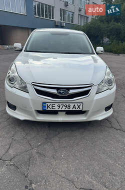 Седан Subaru Legacy 2010 в Днепре