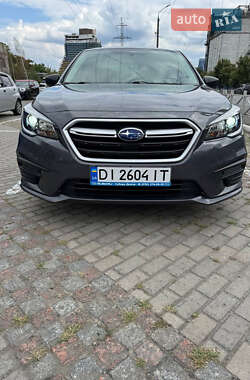 Седан Subaru Legacy 2017 в 