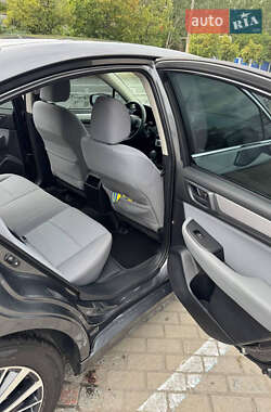 Седан Subaru Legacy 2017 в 