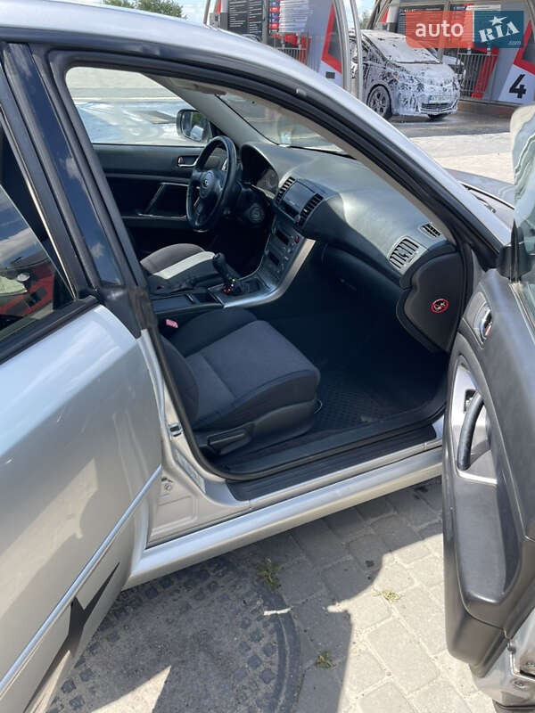 Седан Subaru Legacy 2005 в Ивано-Франковске