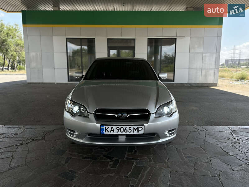 Subaru Legacy 2004