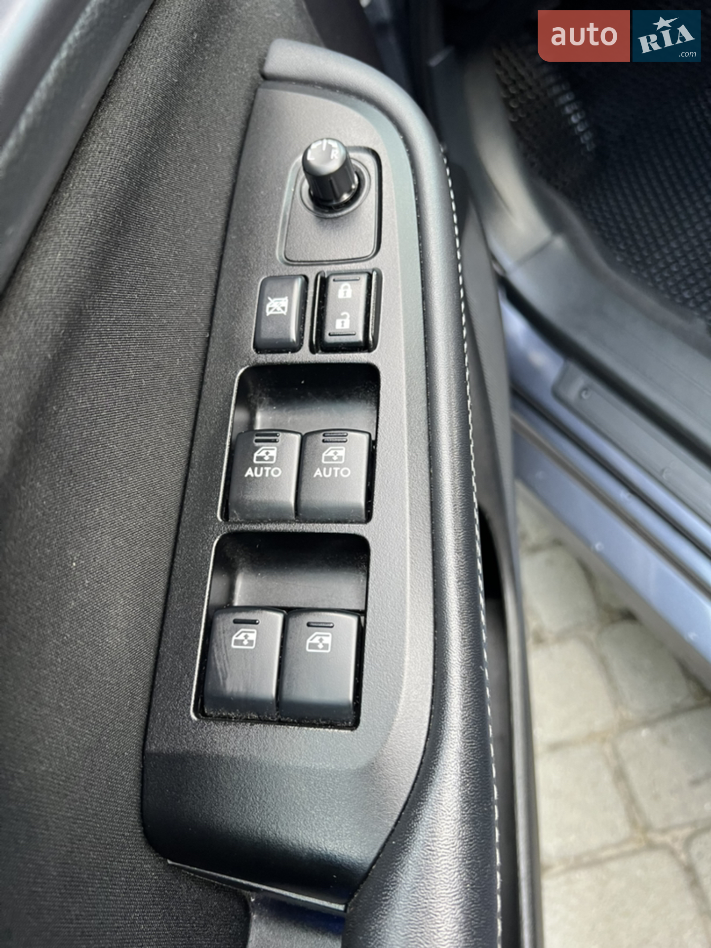 2017 Subaru Legacy - мініатюра 13